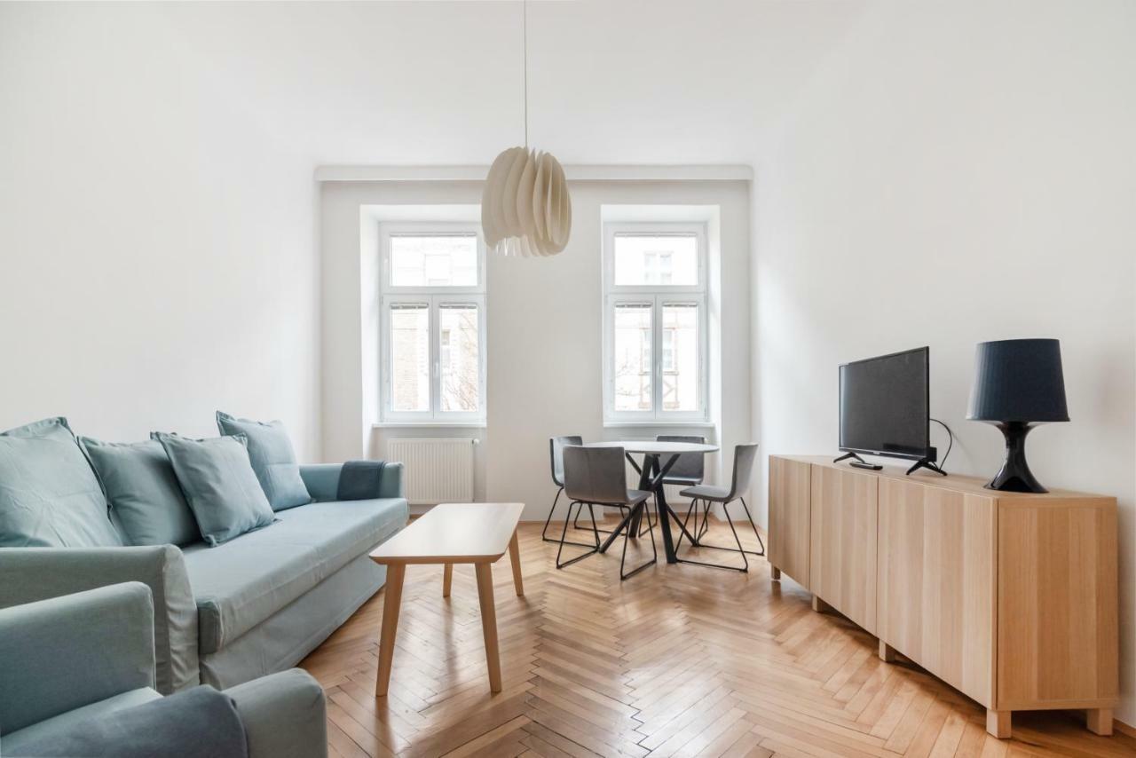 Universum 2 Appartement Vienne