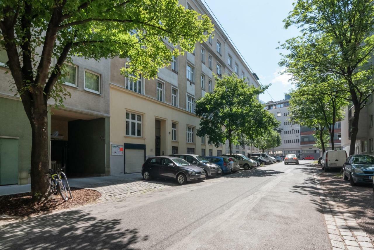 Appartement Universum 2 *